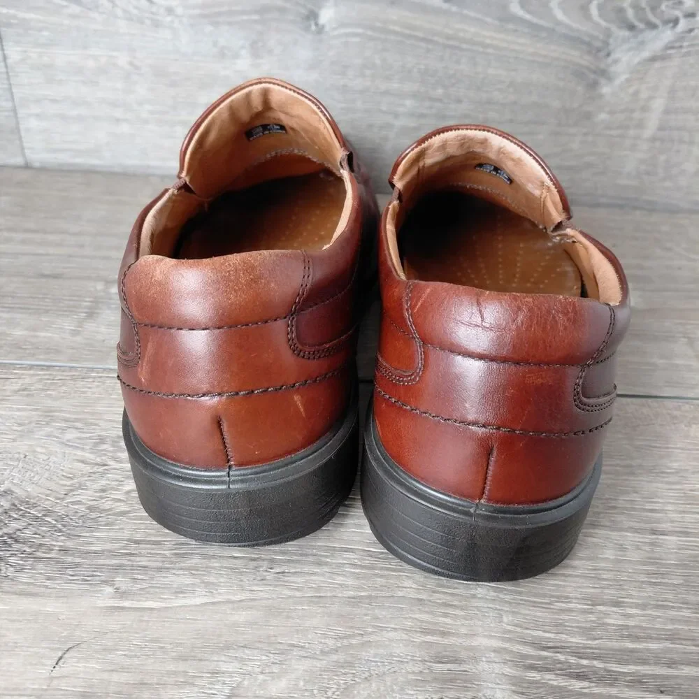 ECCO Helsinki 2 Shoes Mens 9-9.5 EU 43 Brown Leather Apron Toe Slip On Loafers